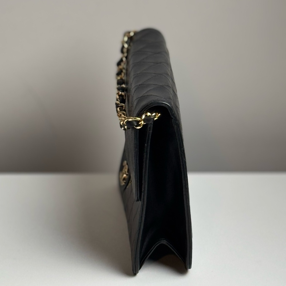SOLD Chanel Vintage Single Flap Shoulder Bag - Picture 4 of 8